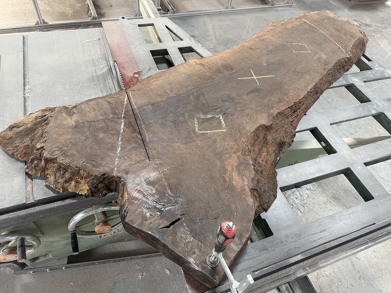 クラロウォールナット　楕円レジンテーブル