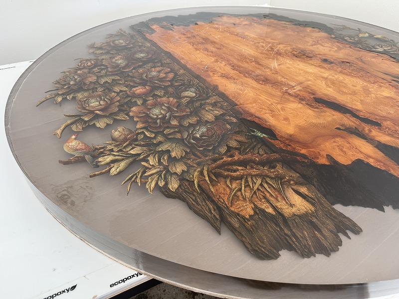屋久杉レジンテーブル　彫り物レジンテーブル