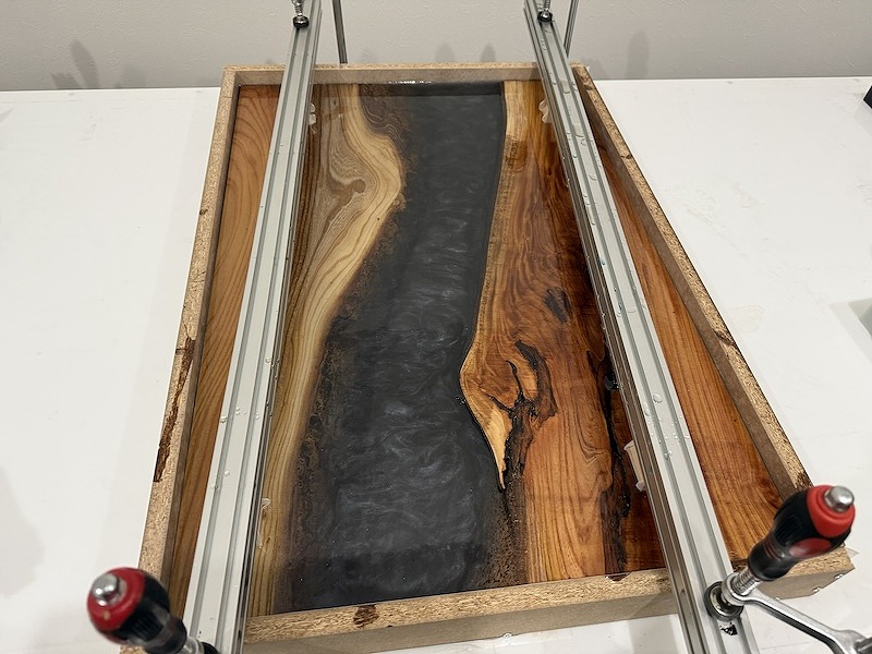 レジンアートパネルの木材