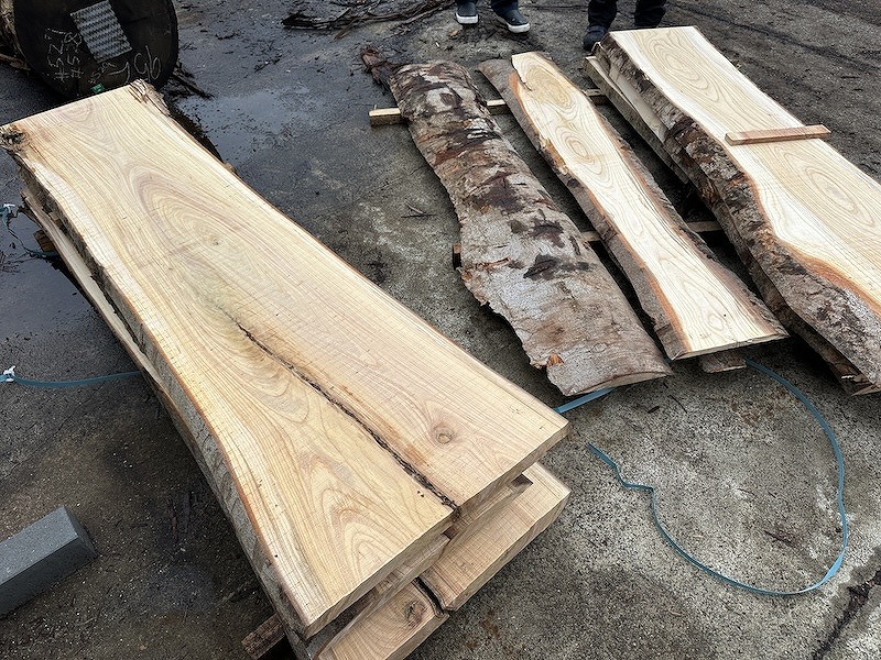 レジンパネルの木材