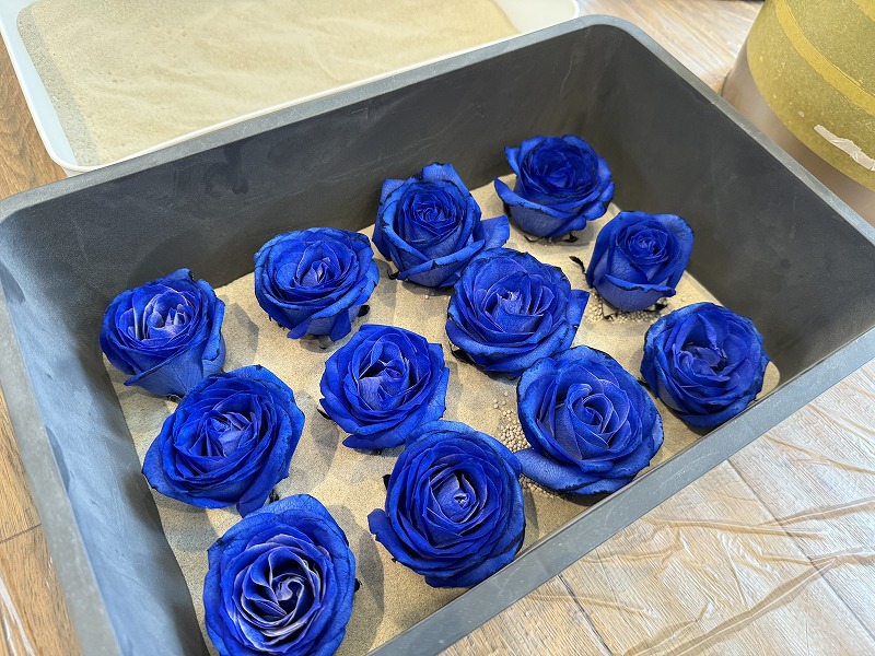 レジンキューブを一枚板倉庫でオーダー