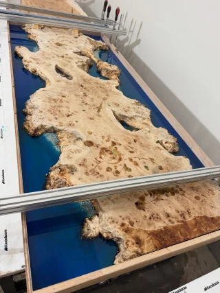 レジンテーブル専門店 RESIN-SPACE