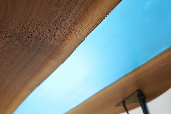 【東京都】ボセ×simodaブルー リバーテーブル レジンテーブル