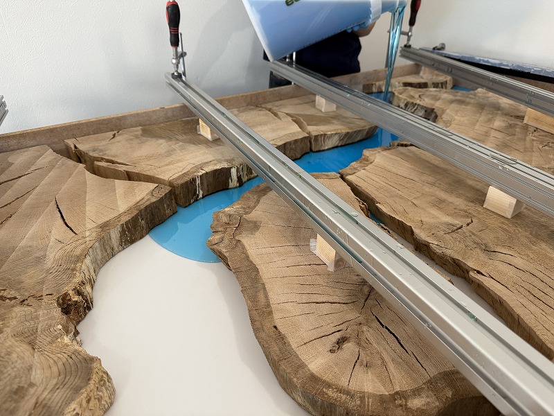 富士樹海ナラ　持ち込みレジンテーブル