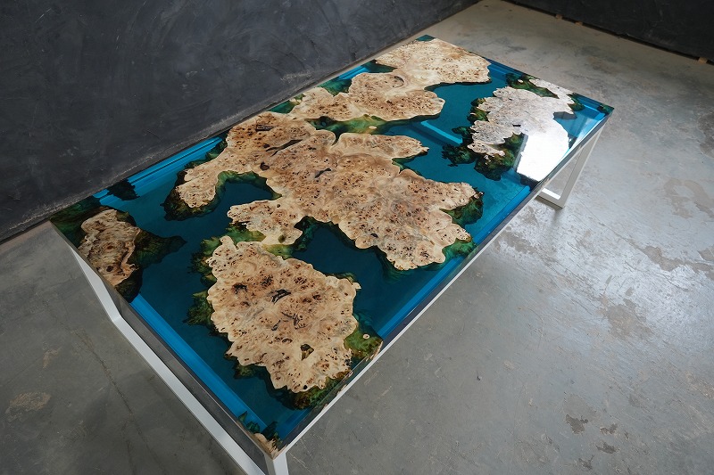 ポプラレジンテーブル