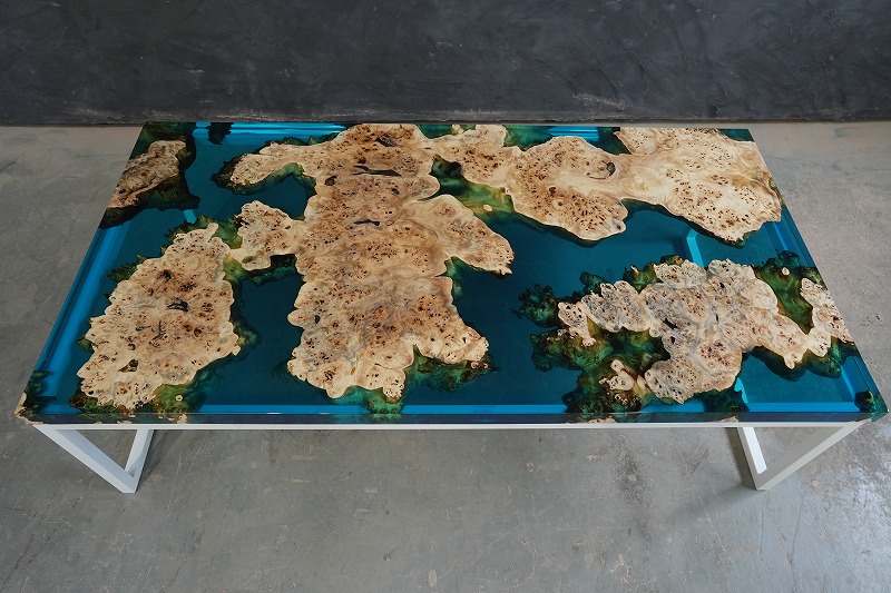 【東京都港区】ポプラ×クリアブルー レジンテーブル