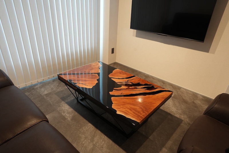 【愛知県名古屋市】持ち込み欅×darkⅣレジンテーブル