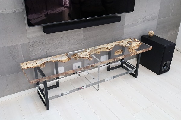 【東京都】ポプラ×クリア レジンカウンター