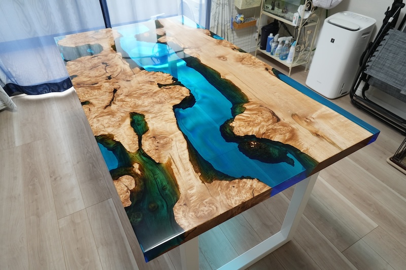 【神奈川県鎌倉市】カエデ×クリアブルー レジンテーブル