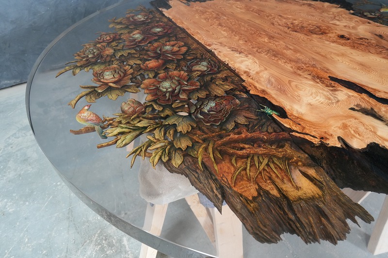 【東京都港区】屋久杉彫り物レジンテーブル
