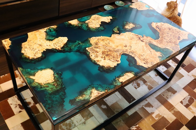 【東京都】ポプラ×simodaクリアブルー レジンテーブル