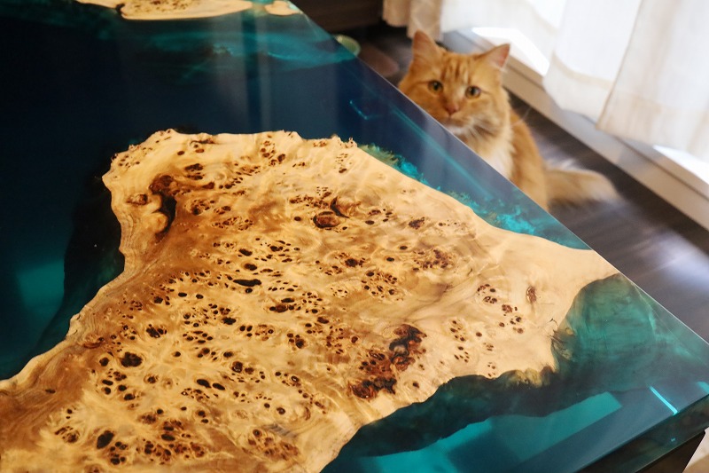 【東京都】ポプラ×simodaクリアブルー レジンテーブル