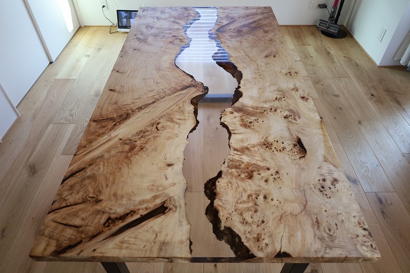 【神奈川県】ポプラ×クリア レジンテーブル