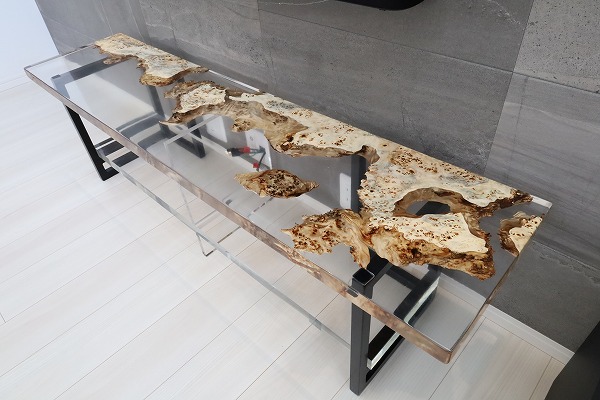 【東京都】ポプラ×クリア レジンカウンター