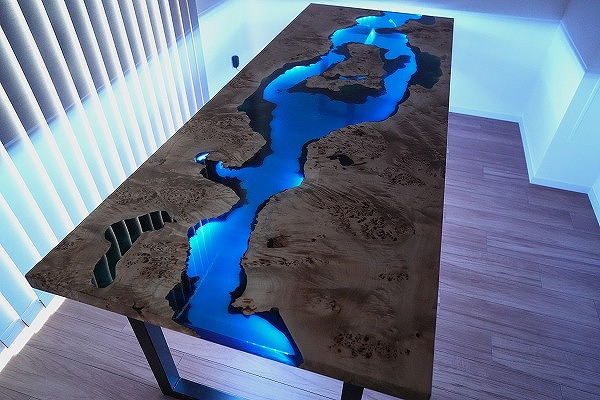 【愛知県名古屋市】ポプラ×sinkaiブルー レジンテーブル