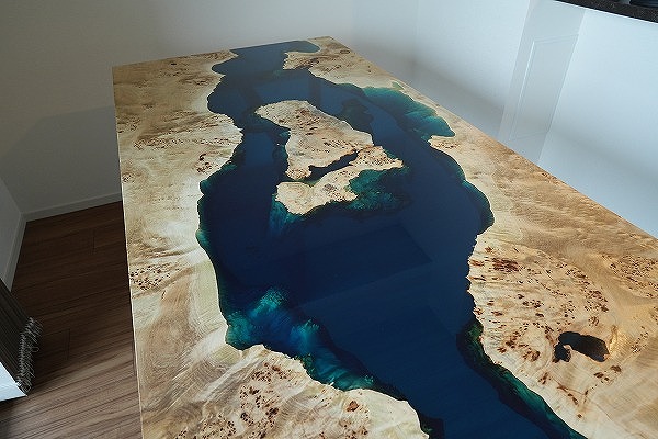 【愛知県名古屋市】ポプラ×sinkaiブルー レジンテーブル