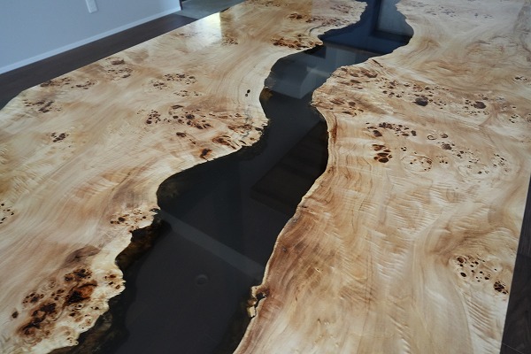 【静岡県】ポプラ×darkⅡクリア　レジン　ダイニングテーブル