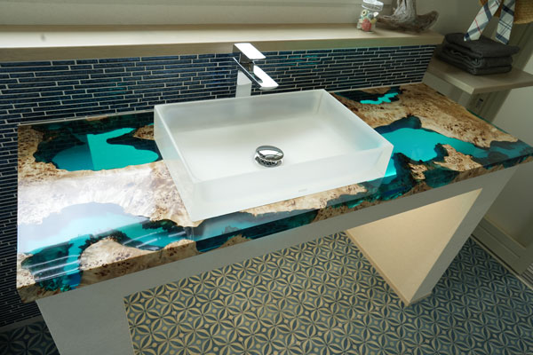 【静岡県別荘地】ポプラ×simodaクリアブルー　レジンカウンター