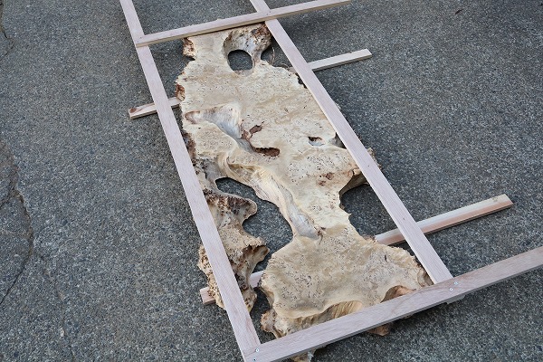 レジンテーブル 倉庫