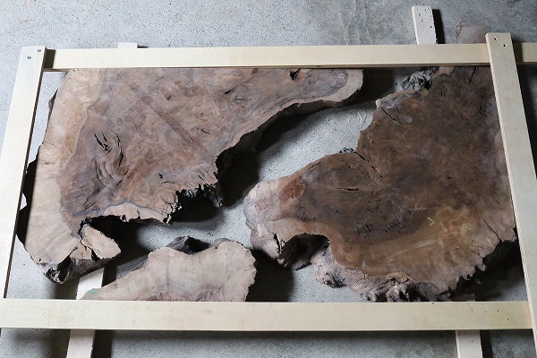 レジンテーブル 倉庫