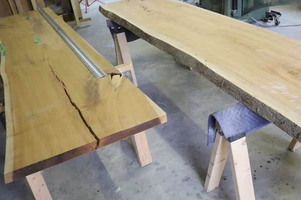 レジンテーブル 倉庫