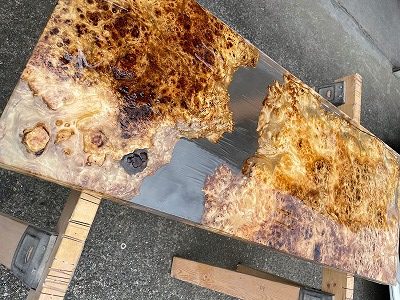 レジンテーブル 倉庫