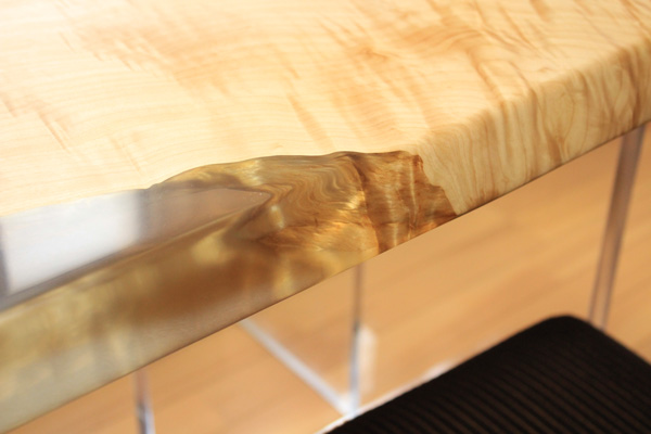 【静岡県】栃×クリア レジンテーブル