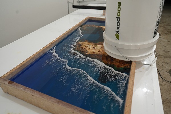 レジンテーブル 倉庫