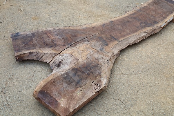 レジンテーブル 倉庫