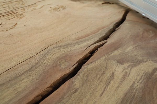 レジンテーブル 倉庫