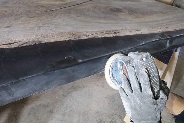 レジンテーブル 倉庫