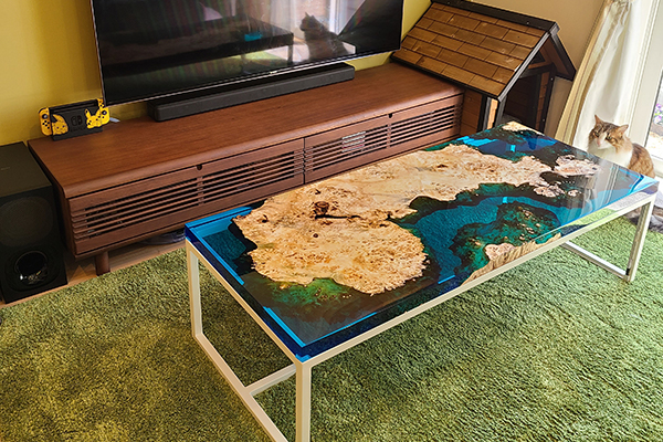 【ポプラ一枚板×クリアブルー】ポプラ×クリアブルー レジンテーブル