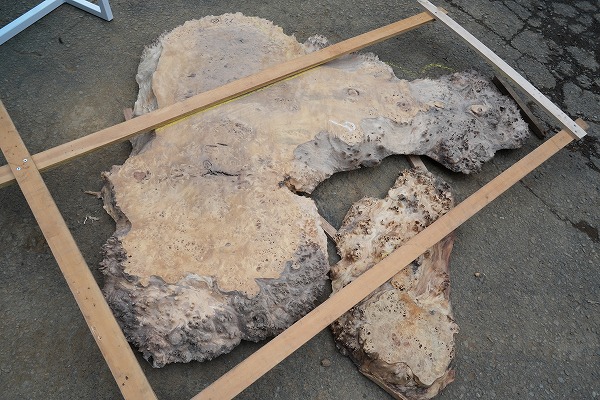 レジンテーブル 倉庫