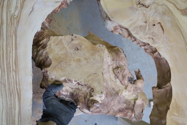 レジンテーブル 倉庫