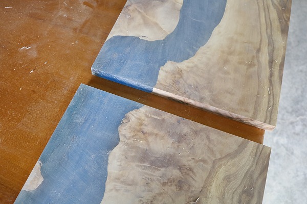 レジンテーブル 倉庫