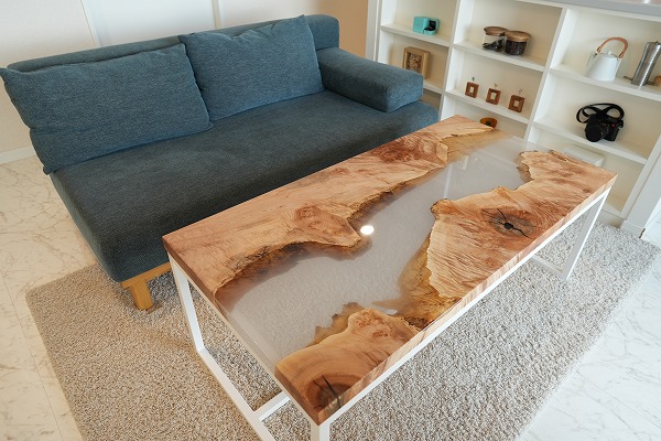 【福岡県】メープル×クリアホワイト レジンテーブル