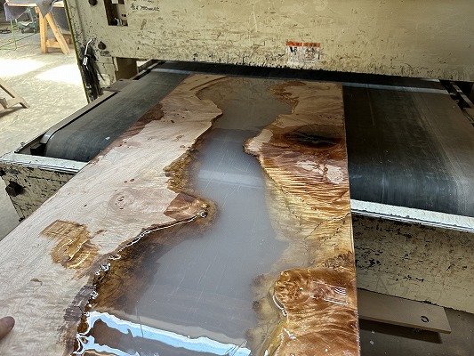 レジンテーブル 倉庫