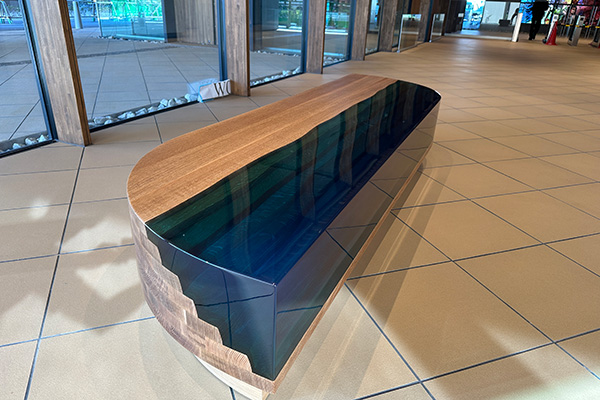 【静岡県浜松市】立方体レジンベンチ