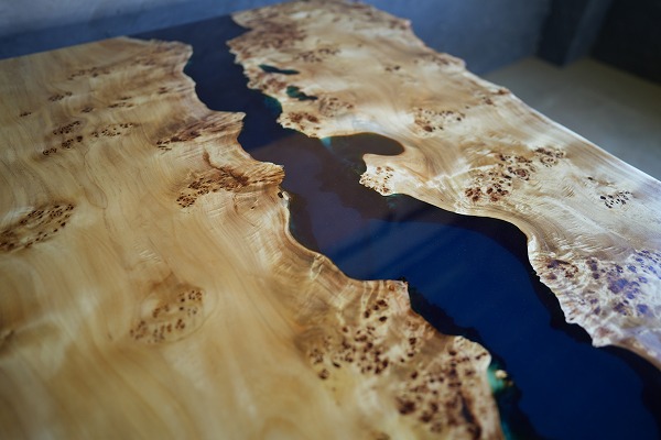 レジンテーブル 倉庫