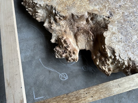 レジンテーブル 倉庫