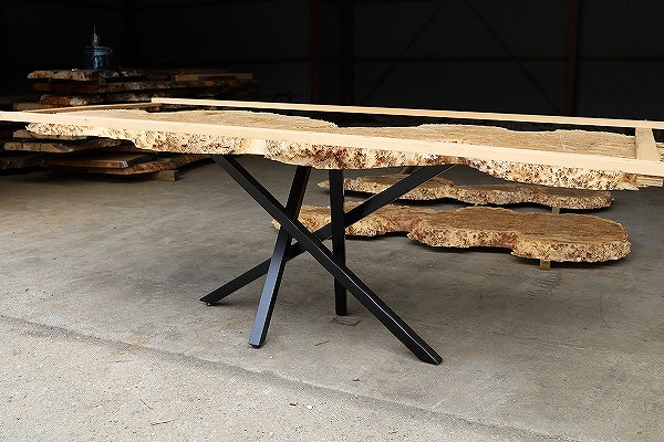 レジンテーブル 鉄脚