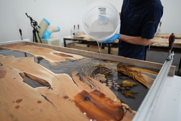 レジンテーブル 倉庫