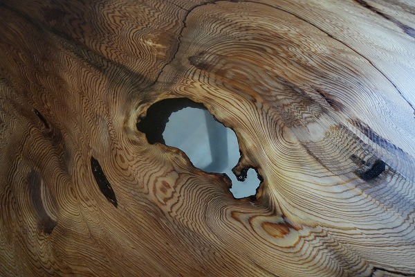 【鹿児島県】持ち込み屋久杉一枚板×dark IIクリアレジンテーブルへ