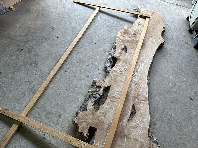 レジンテーブル 倉庫