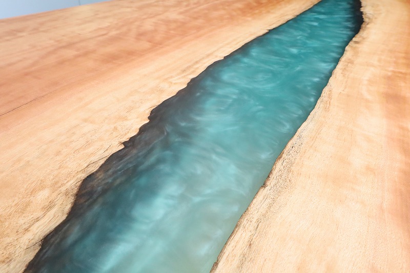 【東京都】ボセ×simodaブルー リバーテーブル レジンテーブル