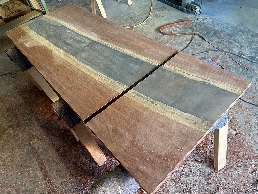 レジンテーブル 倉庫