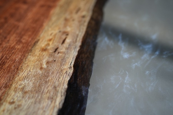 レジンテーブル 倉庫