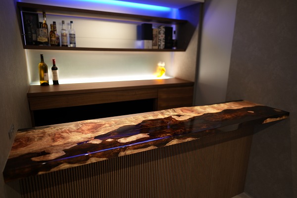 【東京都世田谷】ブビンガ×dark IIクリアレジンカウンター