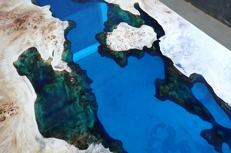 【宮崎県宮崎市】ポプラ×クリアブルーレジンテーブル