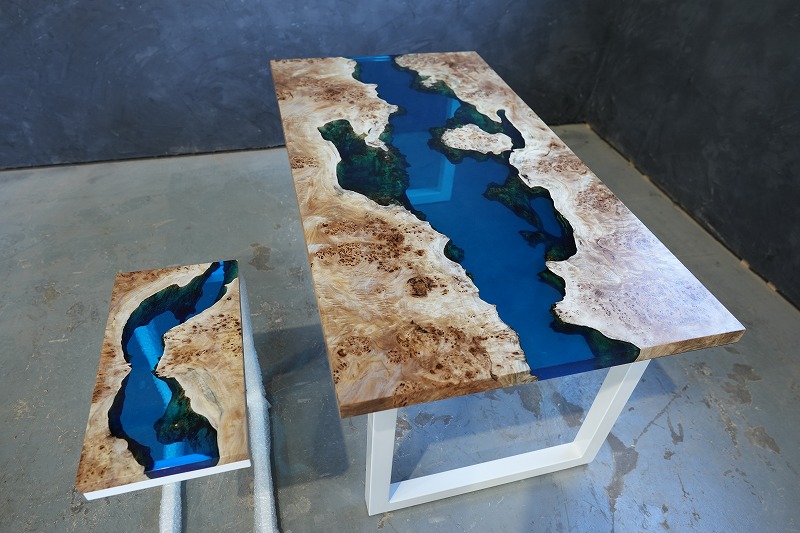 【宮崎県宮崎市】ポプラ×クリアブルーレジンテーブル